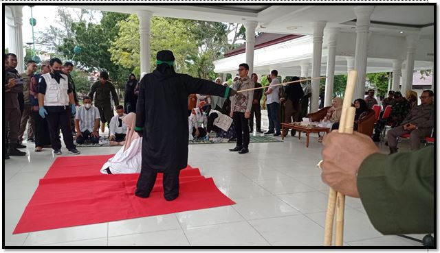 Empat Terdakwa Pelanggar Qanun Aceh Dieksekusi Cambuk Berdasarkan Putusan Mahkamah Syar’iyah Langsa