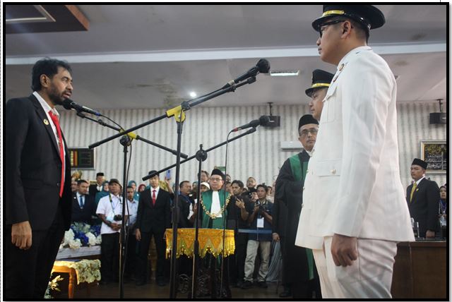 Ketua Mahkamah Syar’iyah Langsa Menjadi Saksi Pelantikan Walikota Langsa
