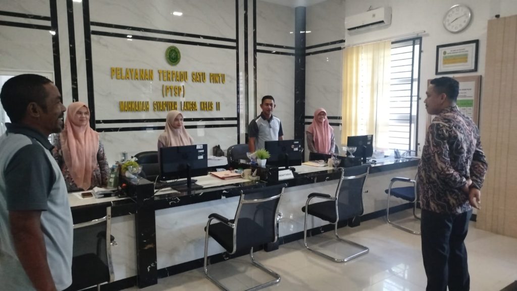 Briefing Pagi PTSP Oleh Panitera Muda Jinayah Mahkamah Syar’iyah Langsa