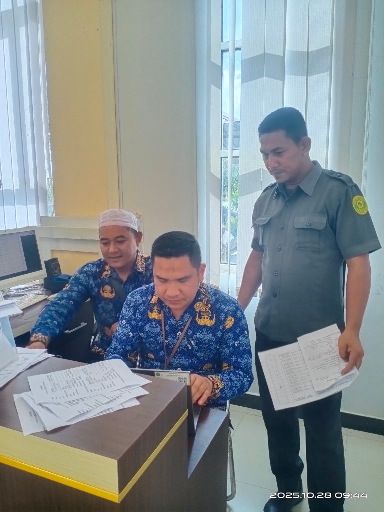 Briefing Pagi Petugas PTSP, Petugas Keamanan dan Posbakum Mahkamah Syar’iyah Langsa
