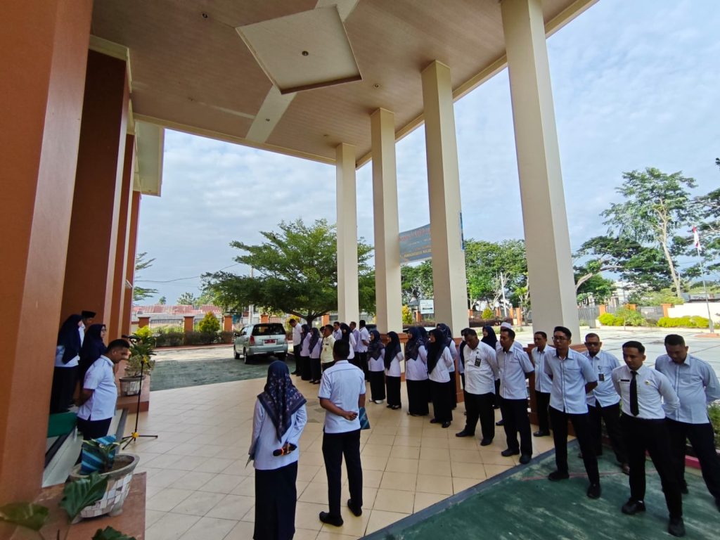 Mahkamah Syar'iyah Langsa Gelar Briefing Pagi PTSP, Tingkatkan Kualitas Layanan Penerimaan Perkara