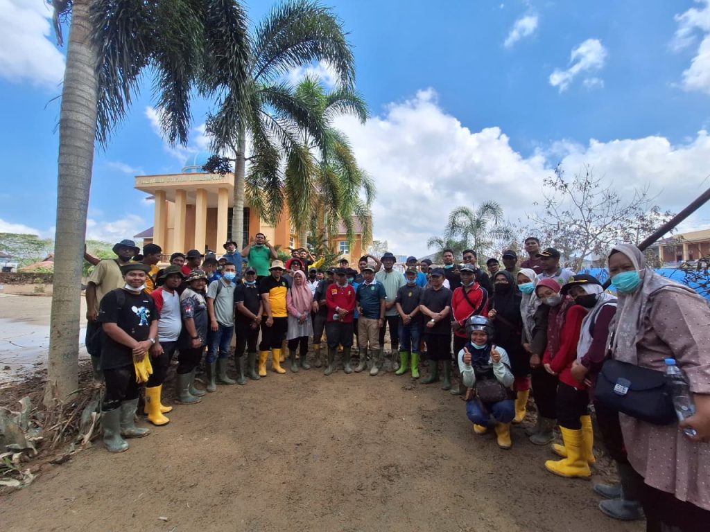 Ketua Mahkamah Syar’iyah Langsa Hadiri Pemusnahan Barang Bukti di Kejari Langsa