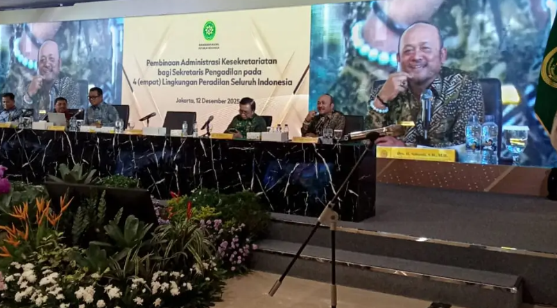 Mahkamah Syar'iyah Langsa Gelar Apel Jumat Sore, Ketua Tekankan Pentingnya Integritas dan Nilai BerAKHLAK