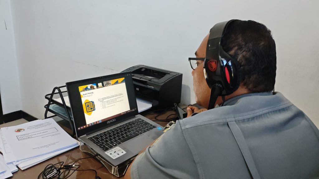 Hakim MS Langsa Berikan Briefing Pagi kepada Petugas PTSP, Tekankan Jaga Profesionalitas Dalam Melayani