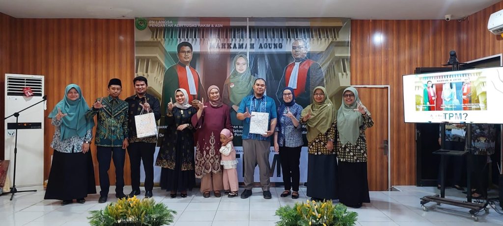 Ketua Mahkamah Syar’iyah Langsa Menyaksikan Pembukaan Fit and Proper Test Calon Panitera Tingkat Banding Secara Daring