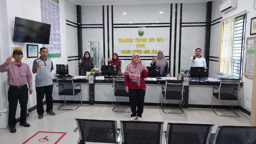 Briefing PTSP:  Hakim Mahkamah Syar’iyah Langsa Gaungkan Semangat 5S