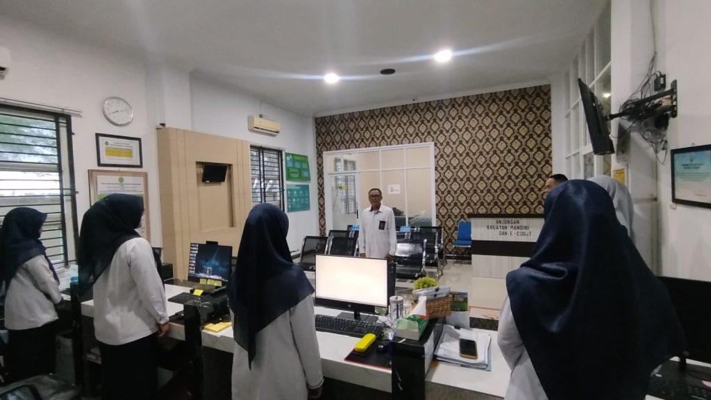 Dukung Riset Akademis, Ibu Dra. Nurismi Ishak, M.H. Beri Audiensi Khusus bagi Mahasiswi IAIN Langsa