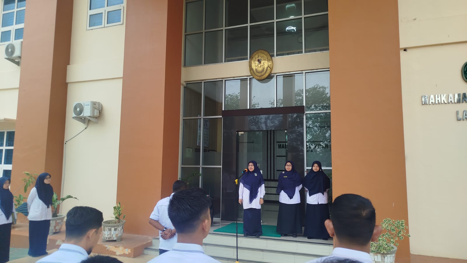 Panitera MS Langsa Briefing Petugas PTSP