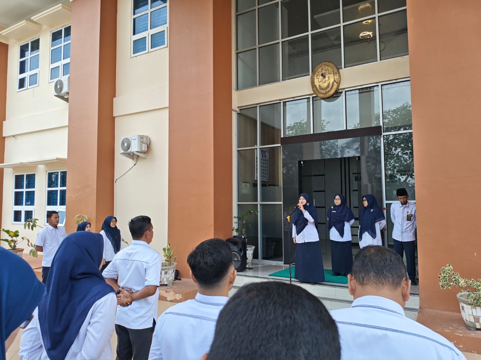 Awali Pekan Pasca Libur, Hakim MS Langsa Bakar Semangat Seluruh Pegawai
