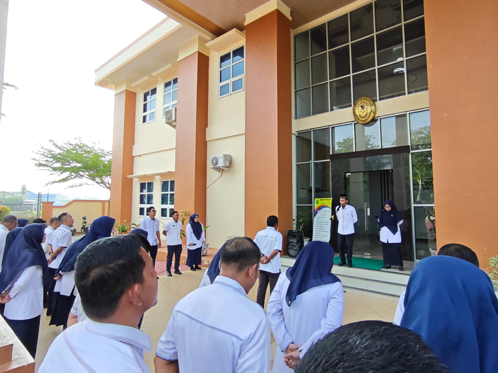 Pelaksanaan Apel Senin Pagi Pada Mahkamah Syar’iyah Langsa