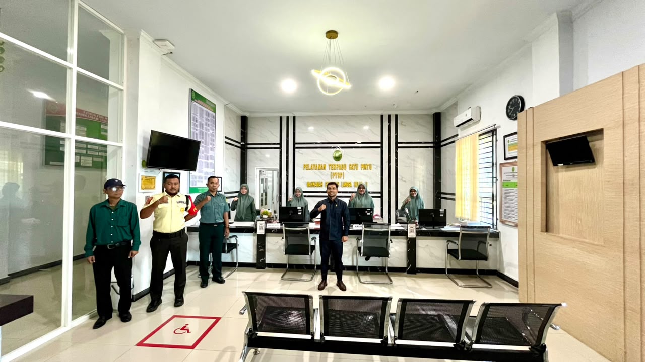 MS Langsa Gelar Briefing Pagi PTSP: Tegaskan Kedisiplinan dan Ketepatan Waktu Layanan