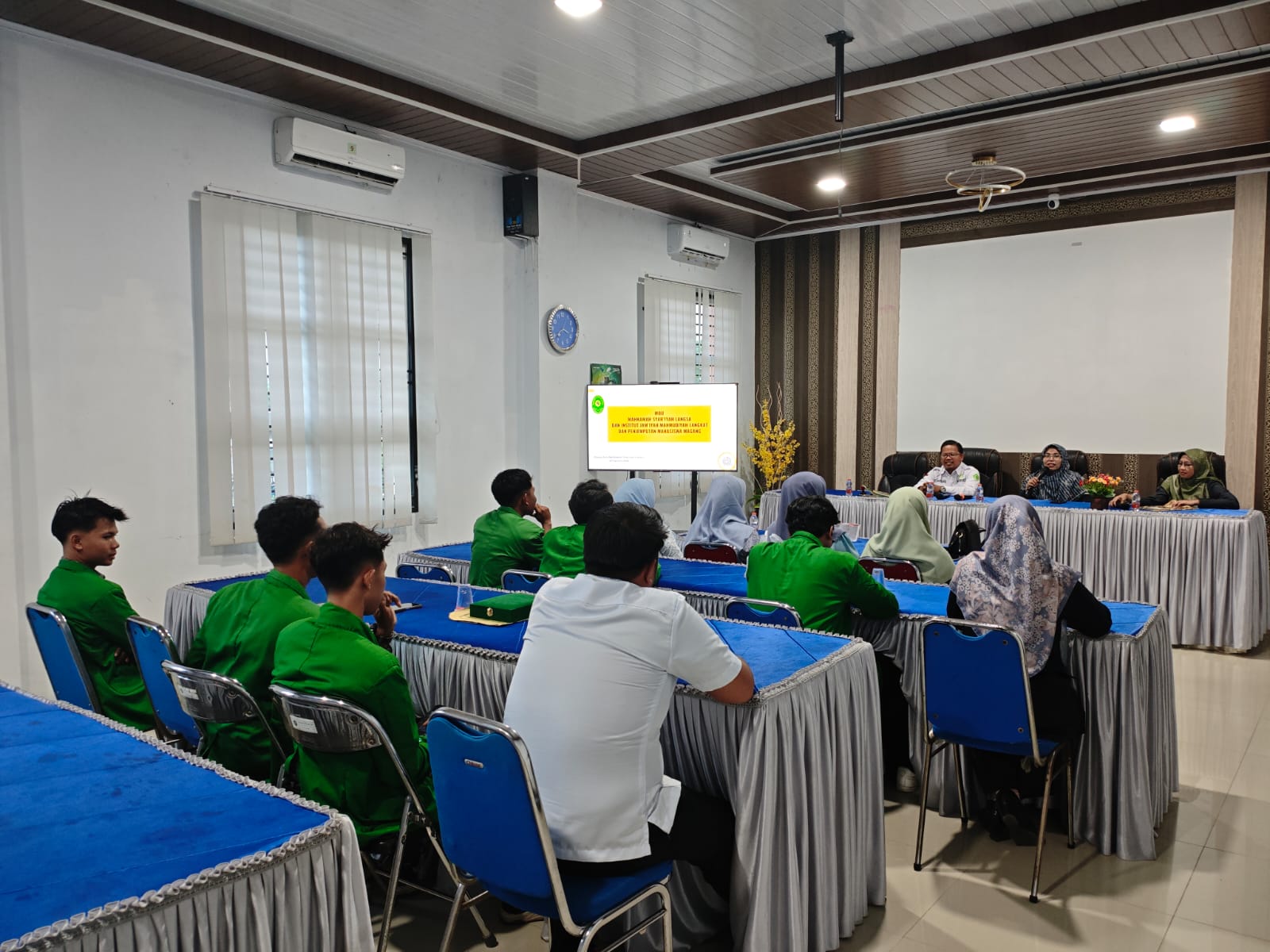 Ketua MS Langsa Hadiri Malam Resepsi Kenegaraan HUT RI ke-81 di Pendopo Wali Kota
