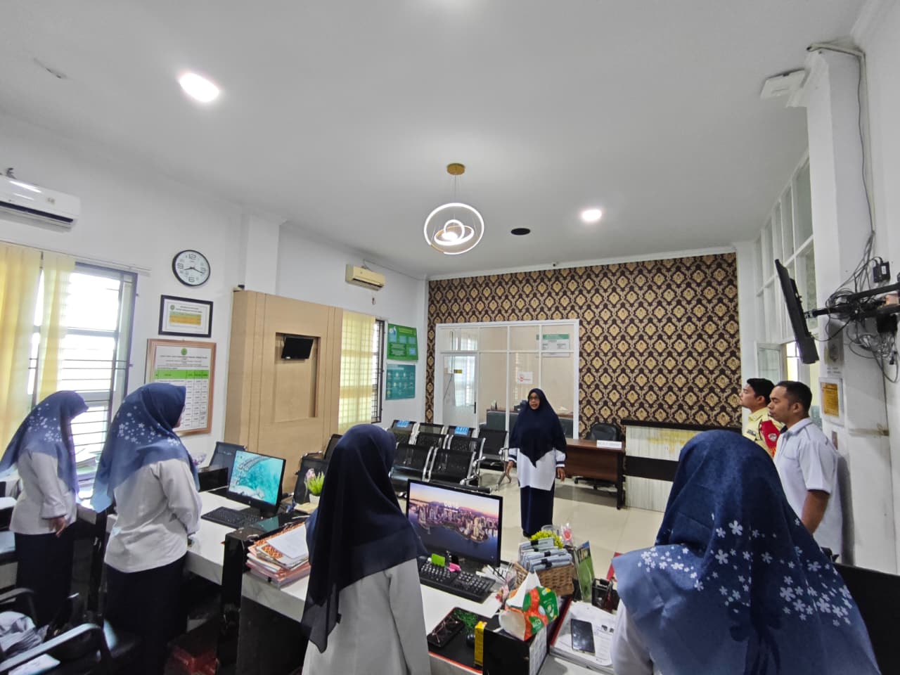 Melalui Apel Senin, Ketua MS Langsa Ajak Aparatur Tegakkan Disiplin Demi Pelayanan Prima