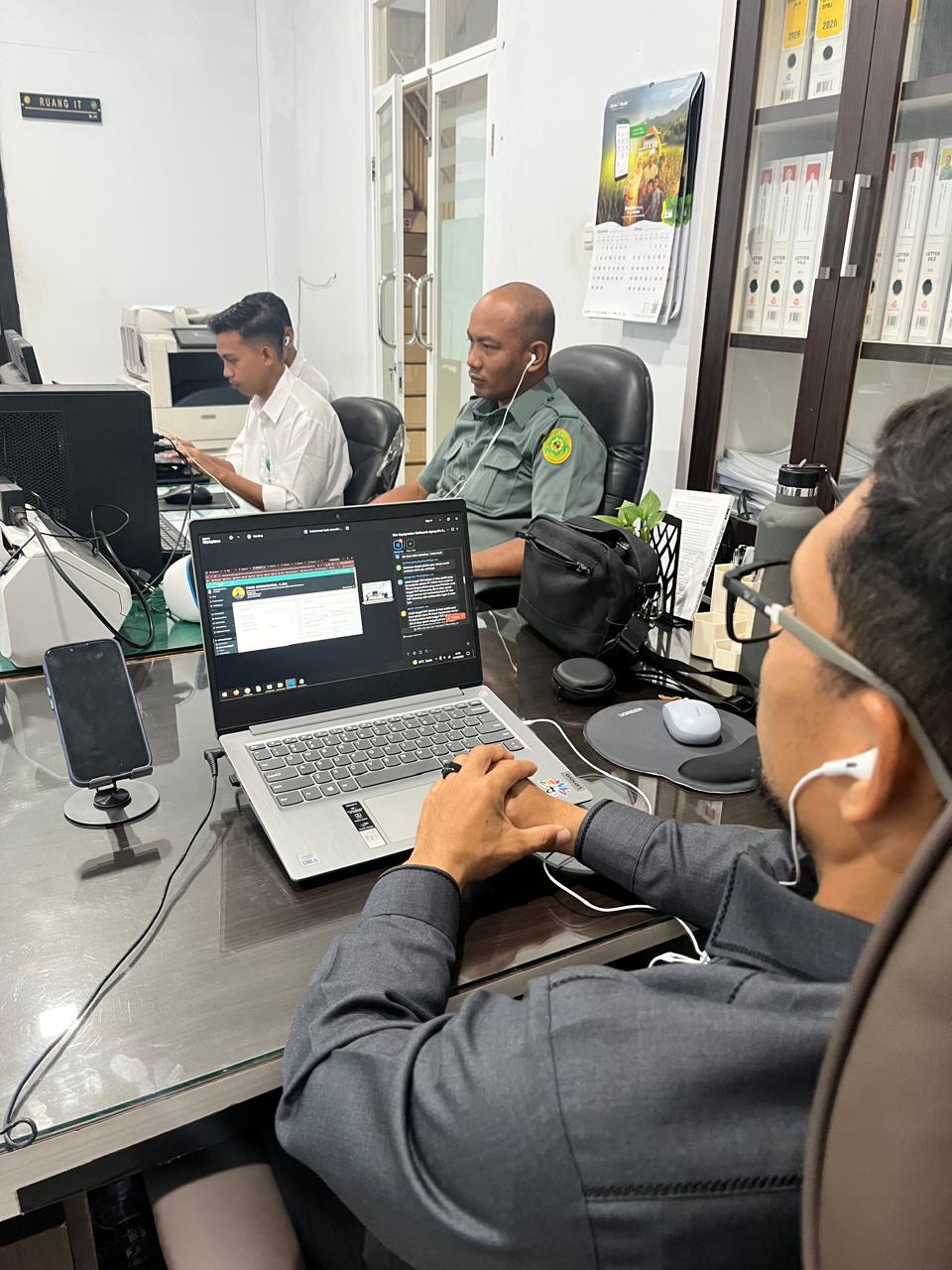 Tingkatkan Validitas Data, Bagian Kepegawaian MS Langsa Hadiri Zoom Bincang Asik Data Pegawai (BADAI)