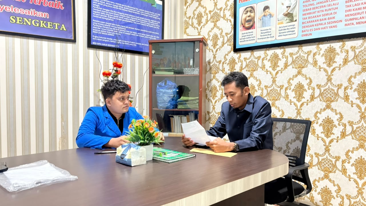 Hakim MS Langsa Berikan Wawancara kepada Mahasiswa UIN Ar-Raniry dalam Penelitian Skripsi