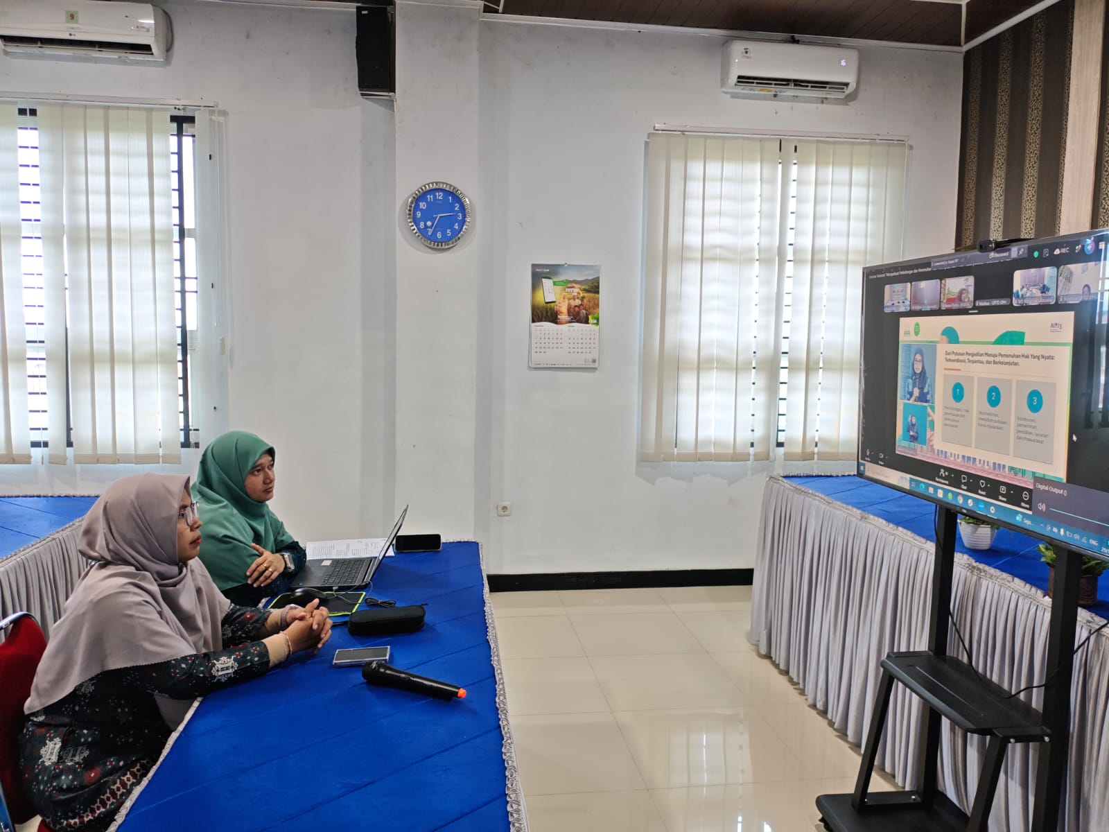Tindak Lanjuti Instruksi MS Aceh, Ketua dan Hakim MS Langsa Ikuti Seminar Nasional Secara Virtual