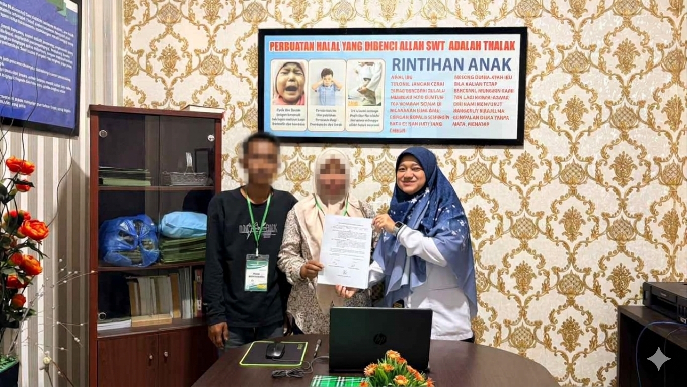 Tingkatkan Kualitas Layanan Publik, Panitera MS Langsa Berikan Pengarahan Rutin di Area PTSP